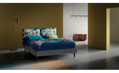 Arty modern olasz kárpitos ágy relax funkciós fejvéggel több színben rendelhető bútoráruházunkban.