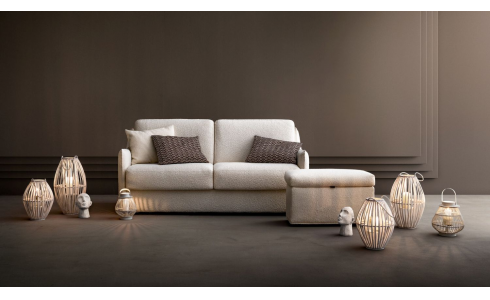 Domus 21 nyitható ülőgarnitúrák – amikor a kanapé valódi ággyá válik.
17 cm vastag matraccal a prémium kényelemért.