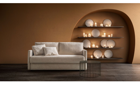 Max 21 nyitható ülőgarnitúrák – amikor a kanapé valódi ággyá válik.
17 cm vastag matraccal a prémium kényelemért.