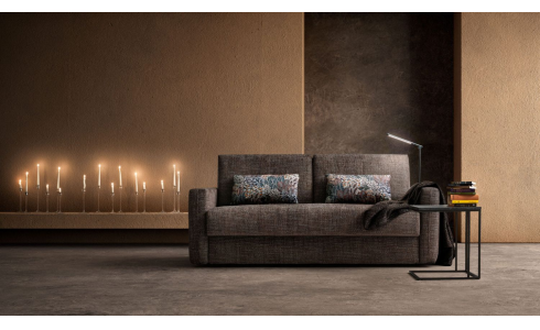 Shape 21 nyitható ülőgarnitúrák – amikor a kanapé valódi ággyá válik.
17 cm vastag matraccal a prémium kényelemért.