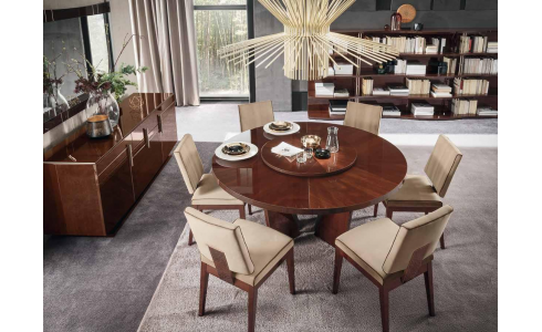 Bellagio magasfényű, sötét dió színű étkező család, melynek elemei külön-külön is megrendelhetőek, akár kör alakú asztallal is.
