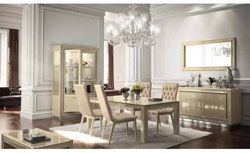 Prémium minőségű modern étkező-nappali magasfényű elefántcsont színben, melynek elemei külön- külön rendelhetőek.