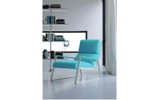 Vanity modern olasz fotel a Lineaflex bútoráruház kínálatából.Különféle szövet és bőr mintákból válogathatunk.