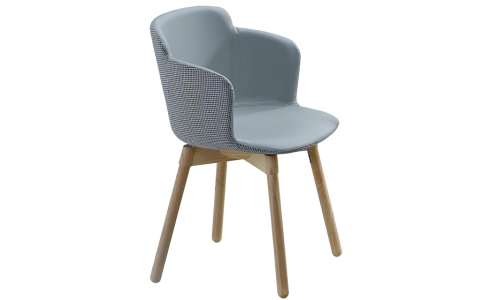 Calla modern székek szövet vagy bőr felületekkel, különféle színekben rendelhetőek többféle lábbal.