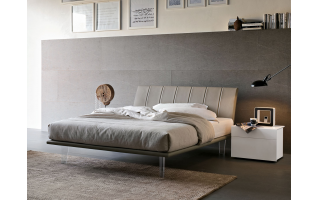 Seven modern olasz kárpitos ágy többféle színben és szövettel rendelhető bútoráruházunkban.