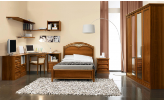 Nostalgia 9 tradicionális olasz hálószobabútor, ágy, szekrény, elemes íróasztaé és polcok megvásárolhatók a Lineaflex Olasz Bútoráruház és Ágybetét Stúdióban.