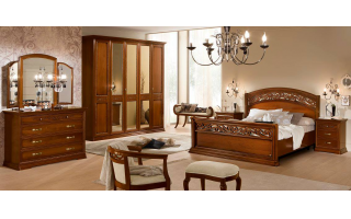 Torriani 10 tradicionális olasz hálószobabútor, ágy, szekrény, komód és tükör megvásárolható a Lineaflex Olasz Bútoráruház és Ágybetét Stúdióban.