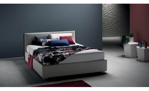 Good Rim modern olasz kárpitos ágy több színben, több kárpitkategóriában rendelhető bútoráruházunkban.