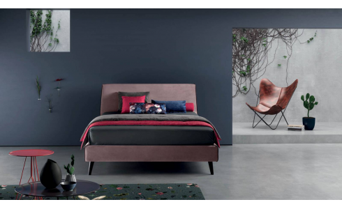 Time modern olasz kárpitos ágy több színben, több kárpitkategóriában rendelhető bútoráruházunkban.